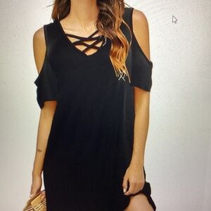 CRISIS CROSS NECKLINE DRESS ( Size: XL) PREOWNED